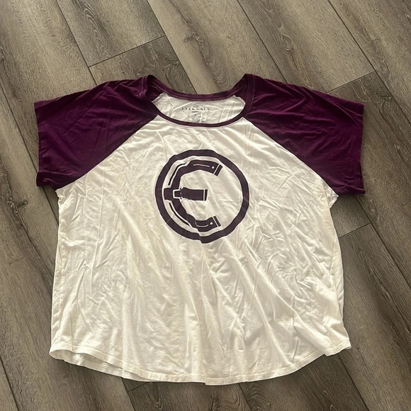 Torrid marvel the externals logo white Tshirt size 4 - Picture 2 of 3